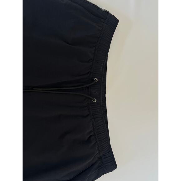 Vuori Active Shorts Mens XL Gym Training Athleisure Active Wear Black - Picture 6 of 15